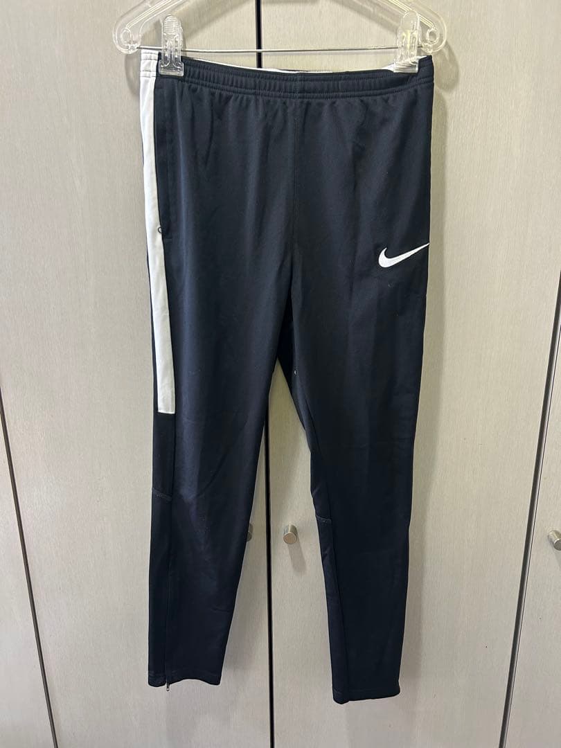 NIKE ナイキ トレーニングウェア セットアップ 黒×白