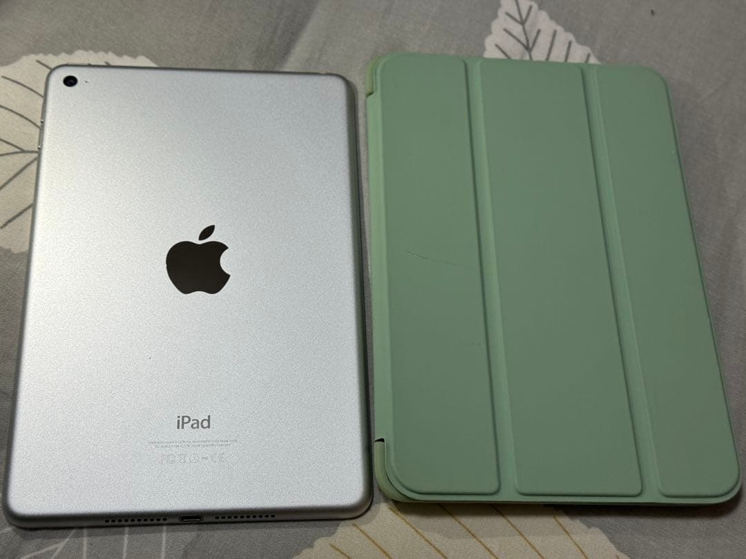 Apple iPad mini 4 第4世代128GB シルバー