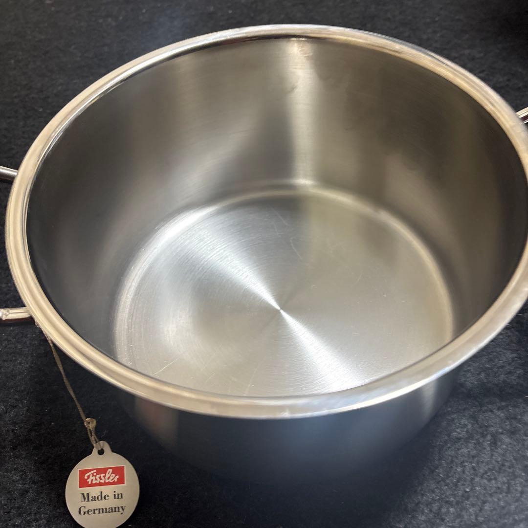 新品　フィスラー　ステンレス両手鍋 内経　20cm