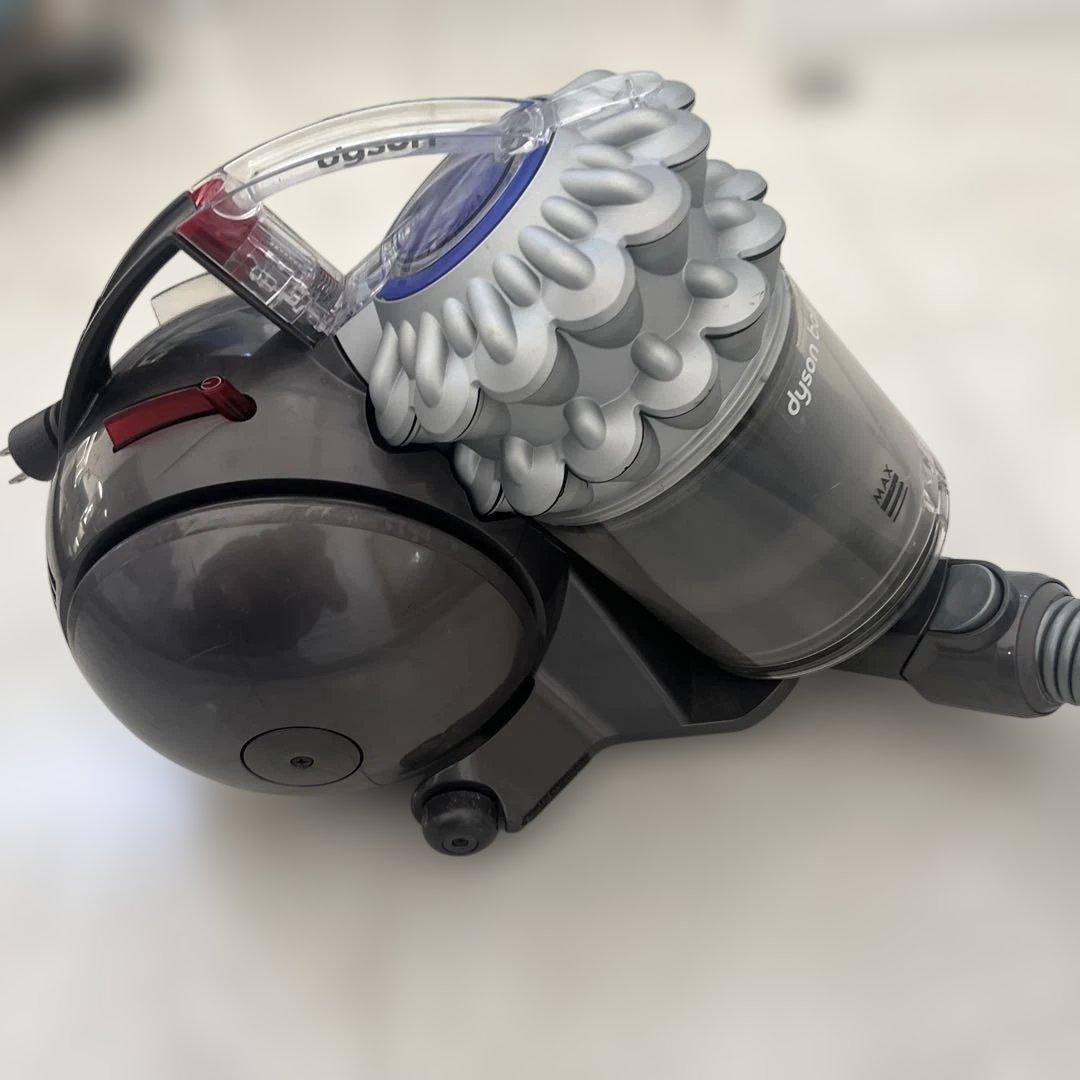 Dyson ダイソン DC63　掃除機