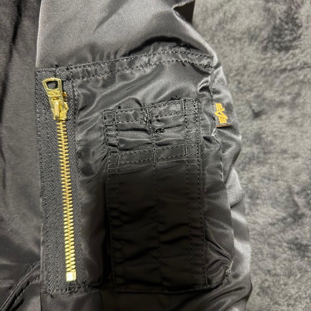 MA-1！ALPHA INDUSTRIES M ブラック リバーシブル 短丈