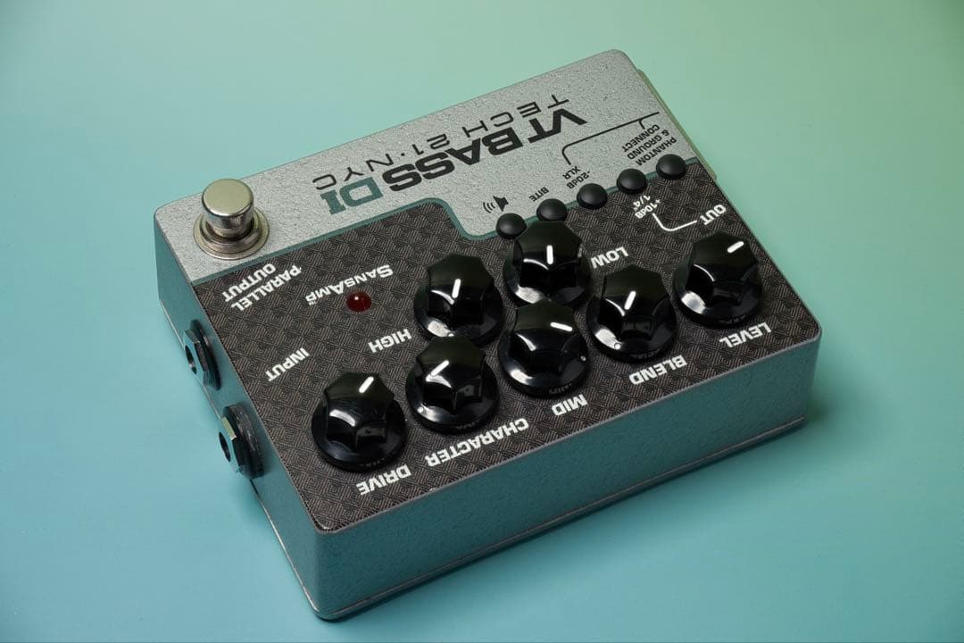 TECH 21 VT BASS DI (SANSAMP)ベースエフェクター