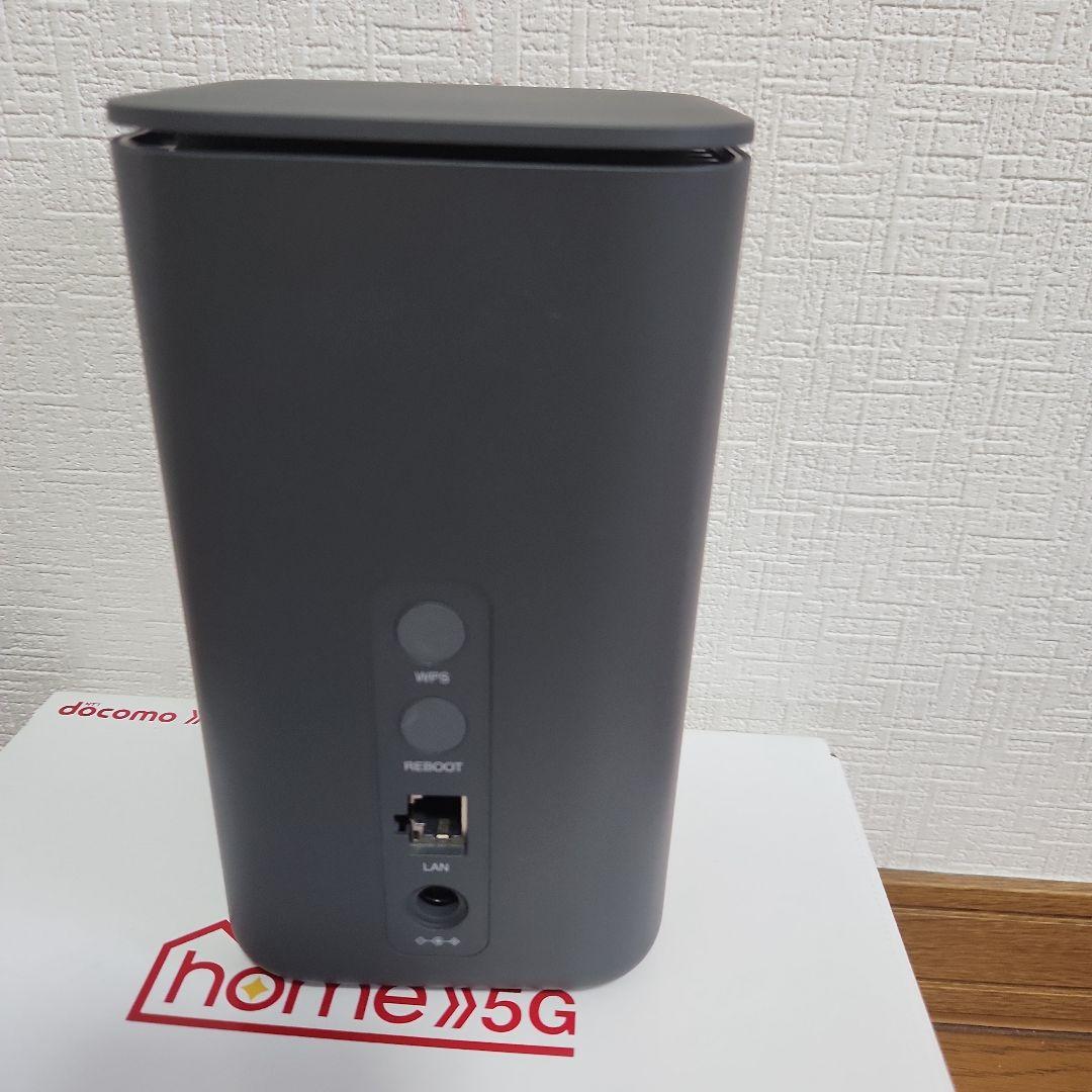 docomo  5G HR01 ダークグレー