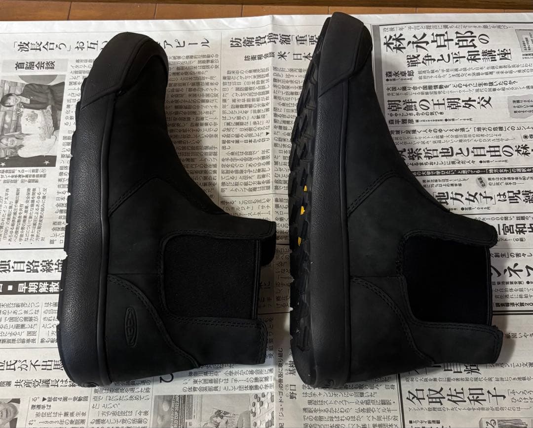 KEEN エレナチェルシー　ブーツ　ブラック