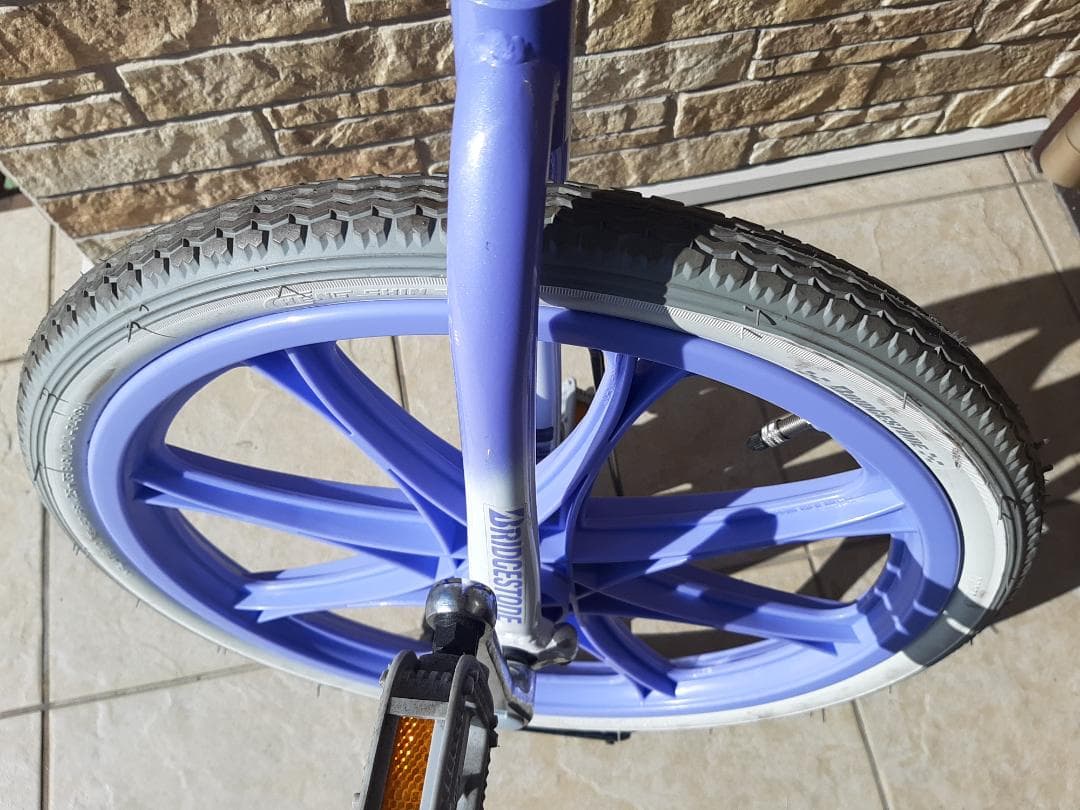 ブリヂストン　BRIDGESTONE　子ども用　一輪車　２０インチ　パープル