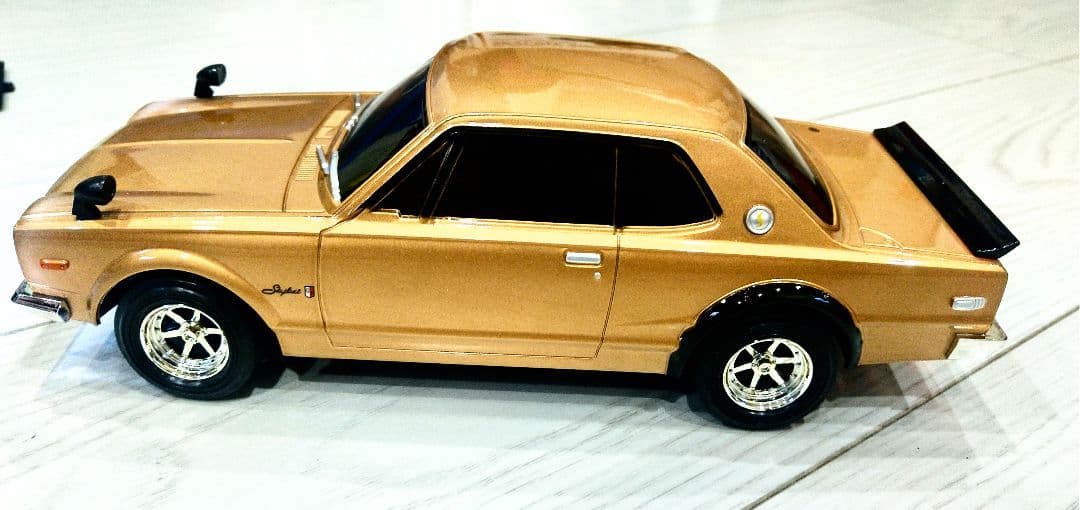 非売品R/C日産スカイライン 2000GT-R ハコスカ ゴールド1/20