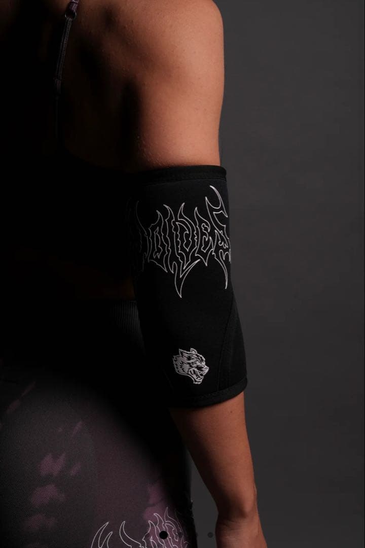 ま*ん様 ダルクスポーツ　l Elbow Sleeves