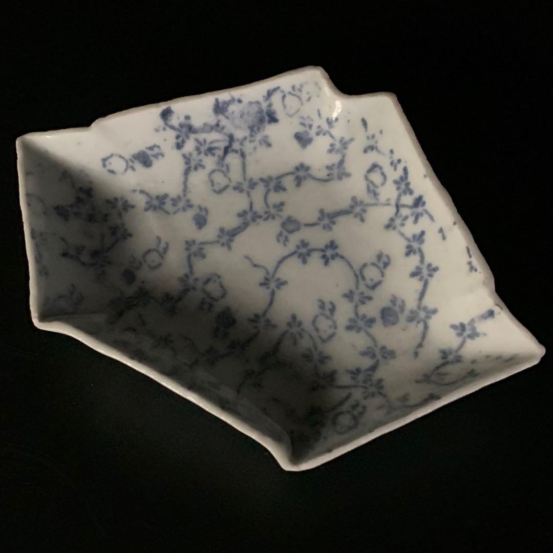 こ*ん様 【古伊万里】型紙摺印判 『花蔓草に千鳥』 熨斗形 皿 No.1