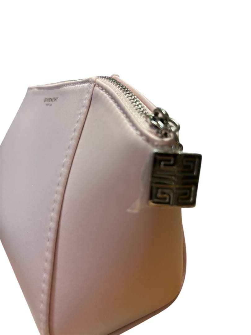 GIVENCHY ソワンノワール UVコンパクト12g ポーチセット