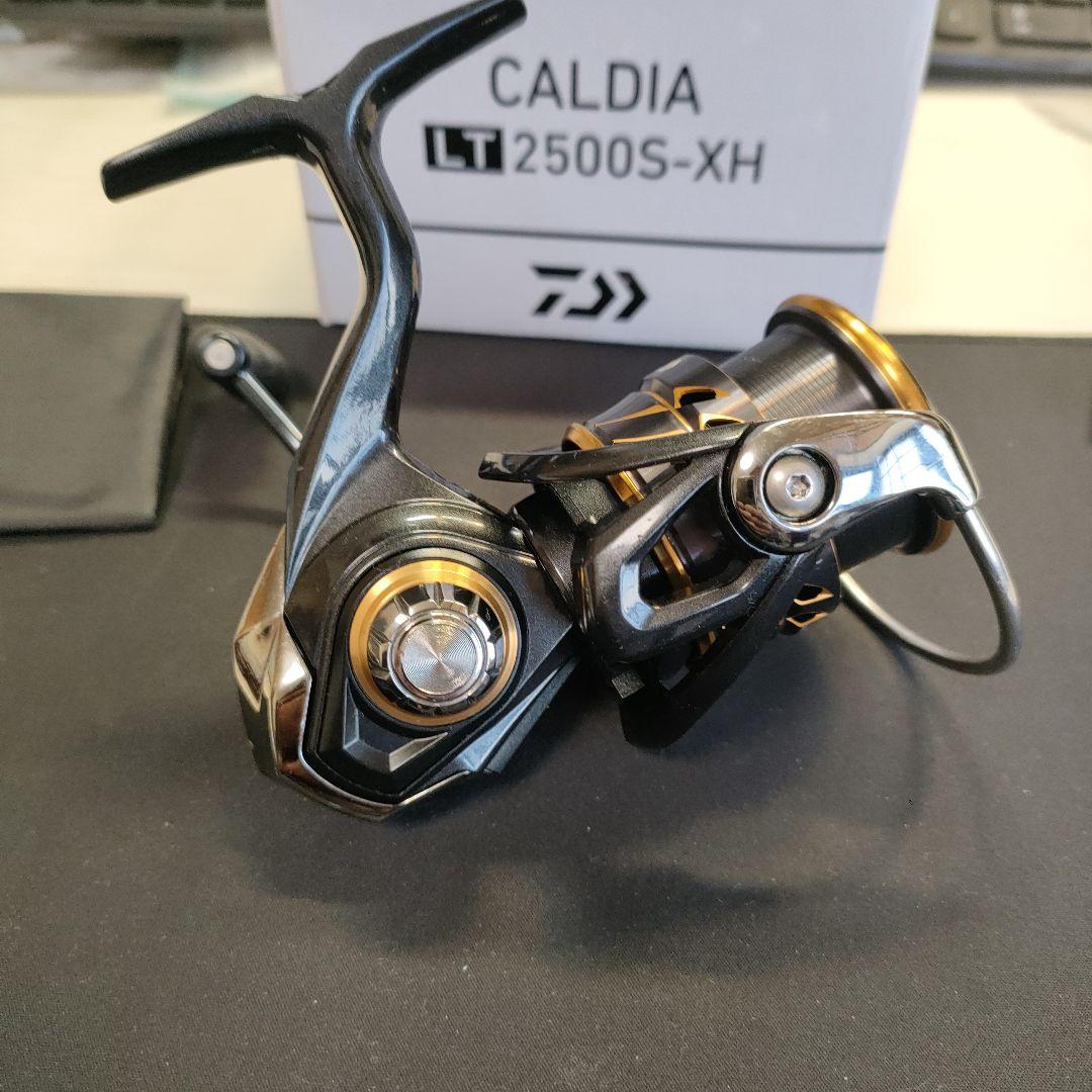 21CALDIA LT 2500S-XH スピニングリールSLPスプール2個付