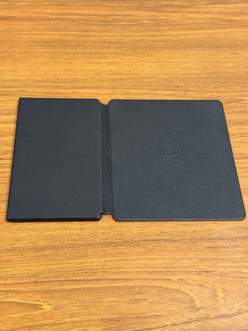 Kindle Oasis Wi-Fiモデル 4GB ＋バッテリー内蔵カバー付き