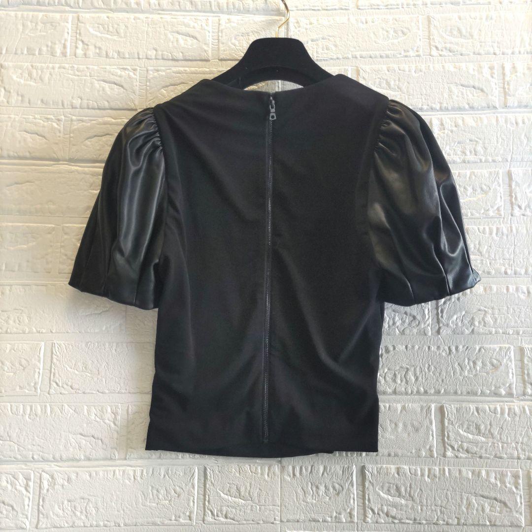 専用✨✨新品タグ付き✨アリスアンドオリビア　パフスリーブ　トップス　レザー