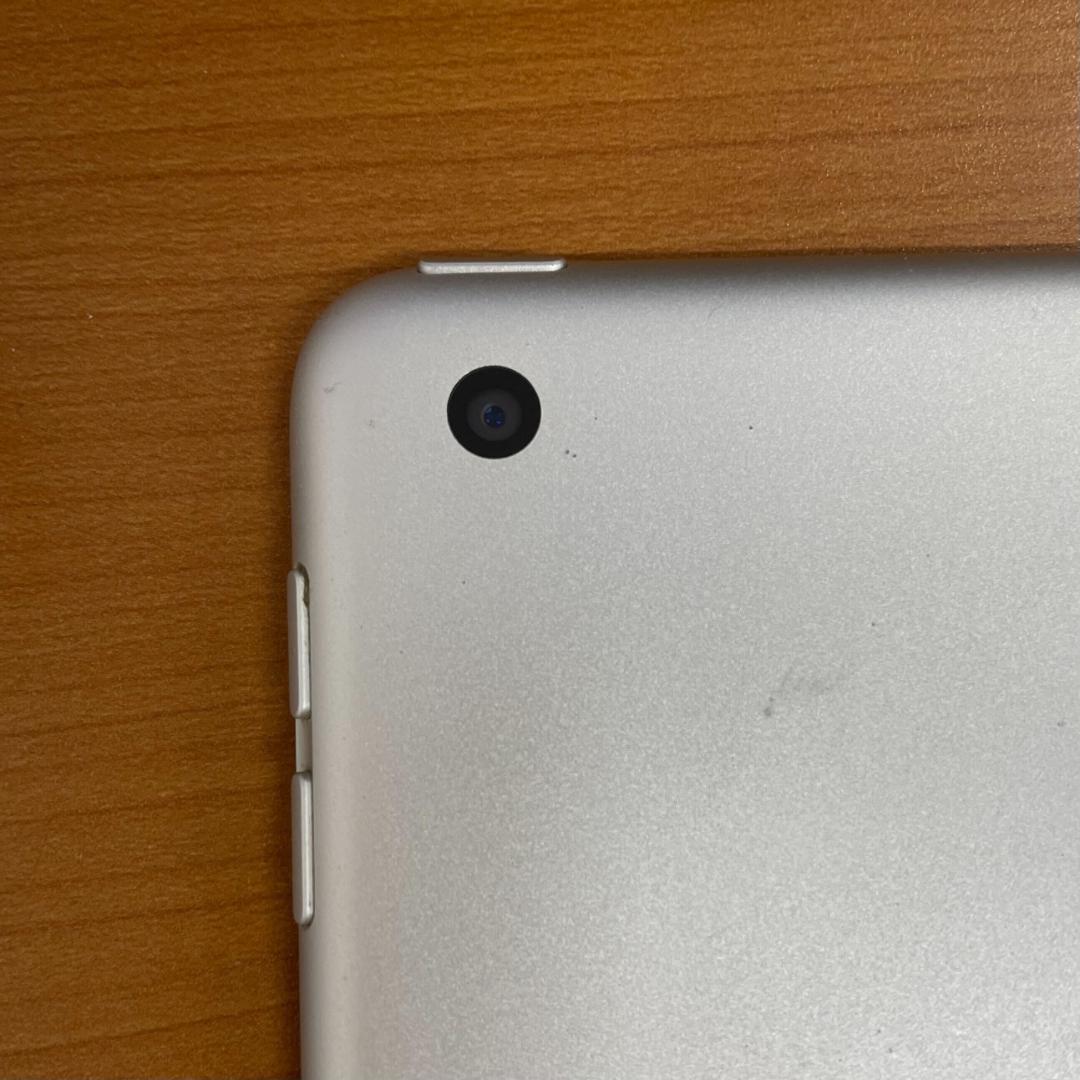 佐*木様 動作確認済み iPad 第9世代 64GB ID:M4367