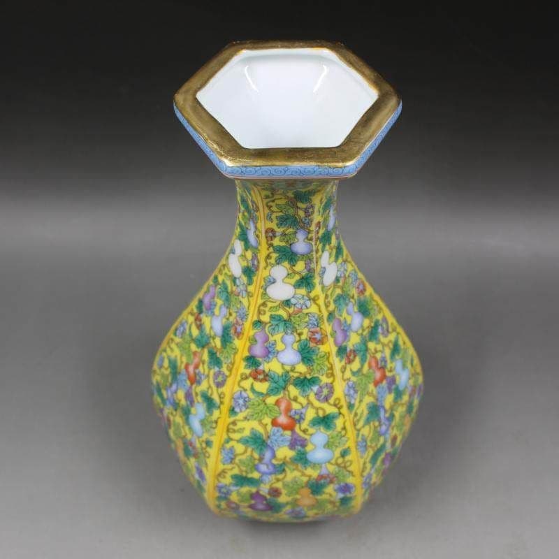 清雍正蒔金琺瑯彩六方玉壺春瓶 景徳鎮 陶磁器 装飾品 現代工芸品 美術品 置物