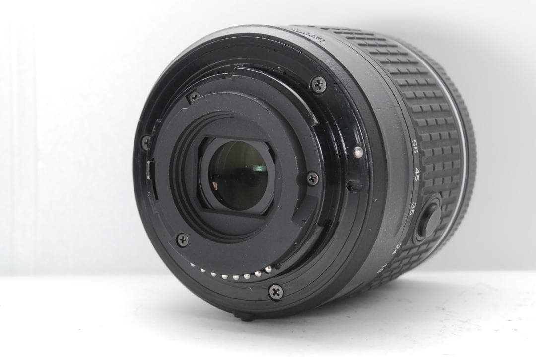 高画質・高性能人気モデル　Nikon D3400　スマホ転送　高速AFレンズ