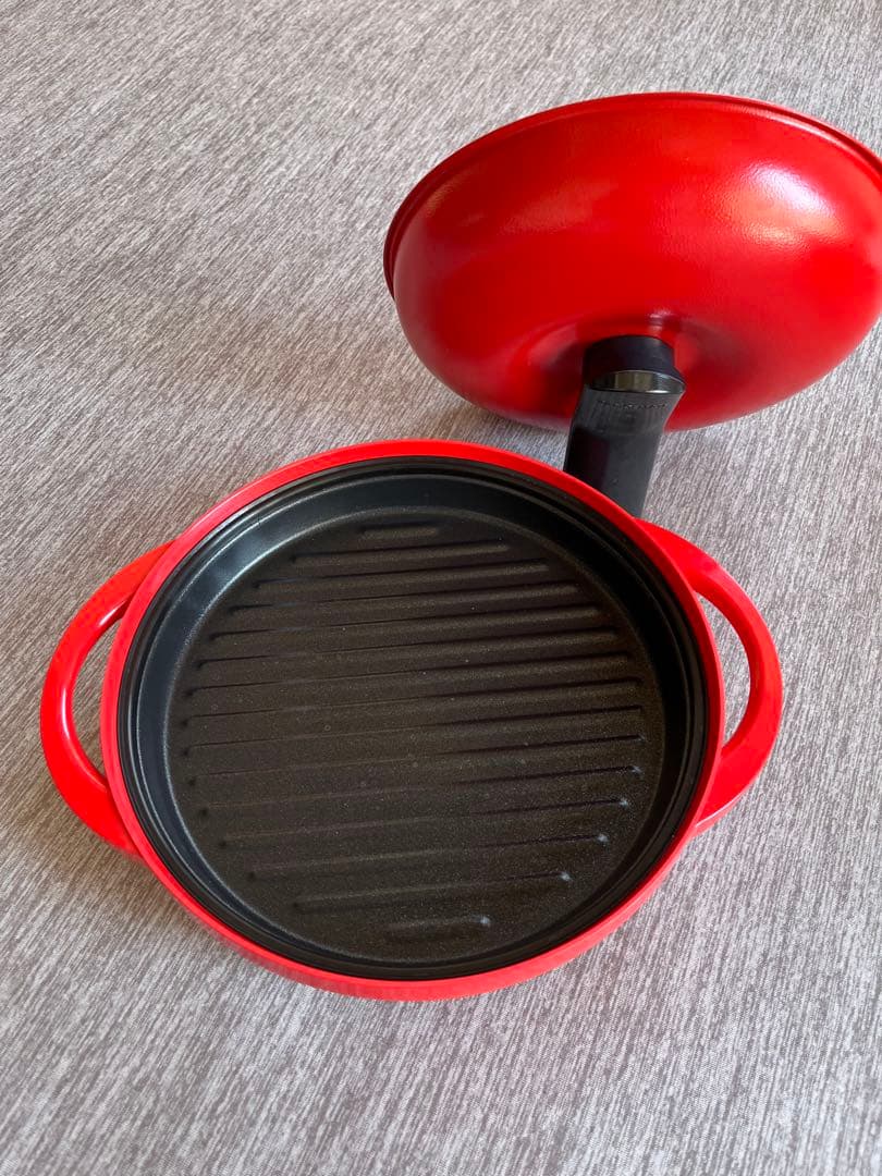 赤い電子レンジ調理器具
