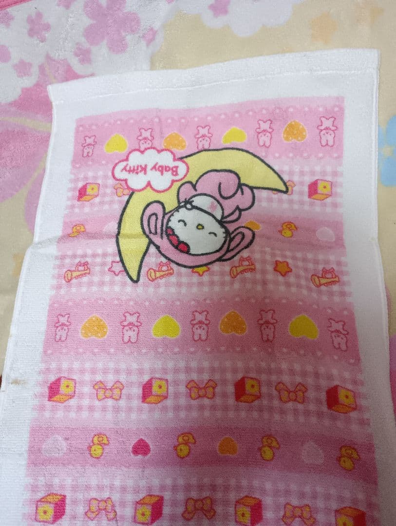 Baby Kitty セット　タオル　チャーム　マスコット ピンク　ベビーキティ