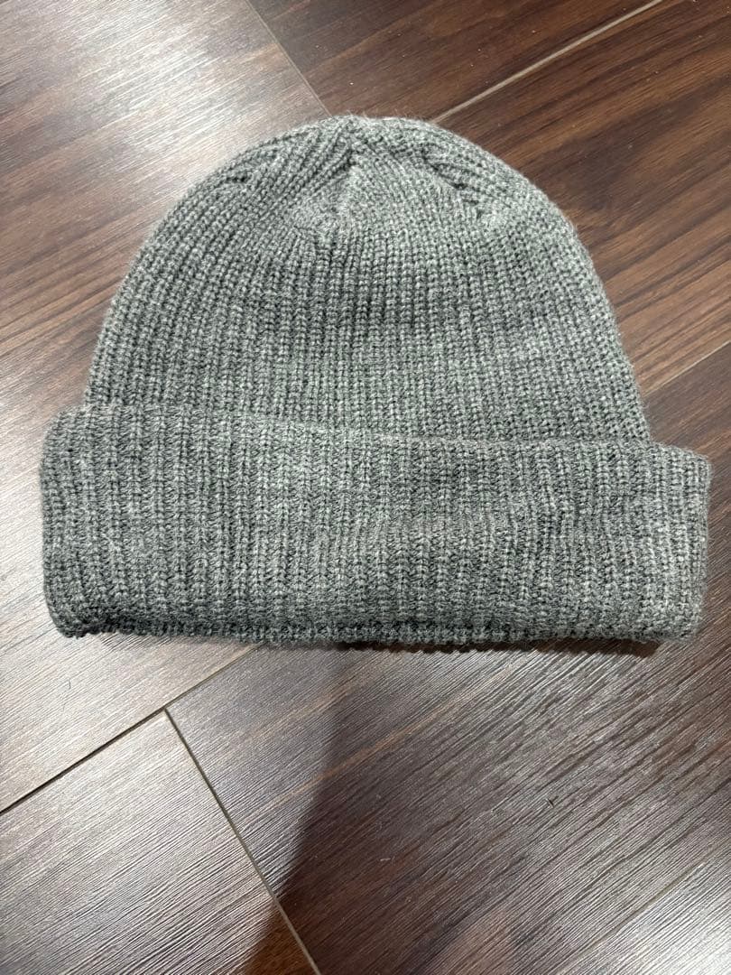 Supreme グレー ニット帽 100%アクリル