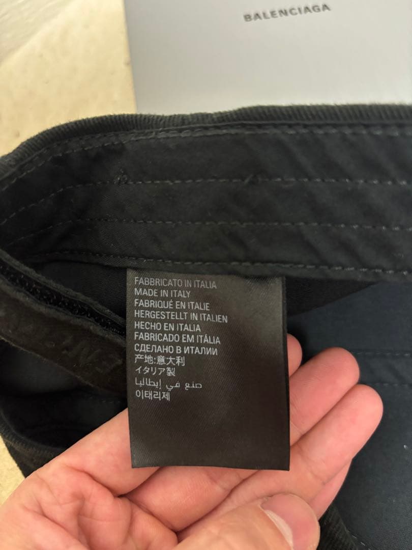 ユ*マ様 balenciaga ピアスキャップ　Lサイズ