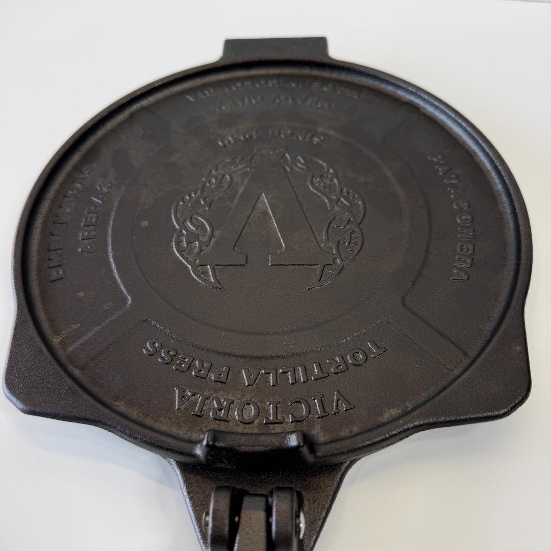 【VICTORIA】鋳鉄製 トルティーヤプレス 25cm コロンビア製 説明書付