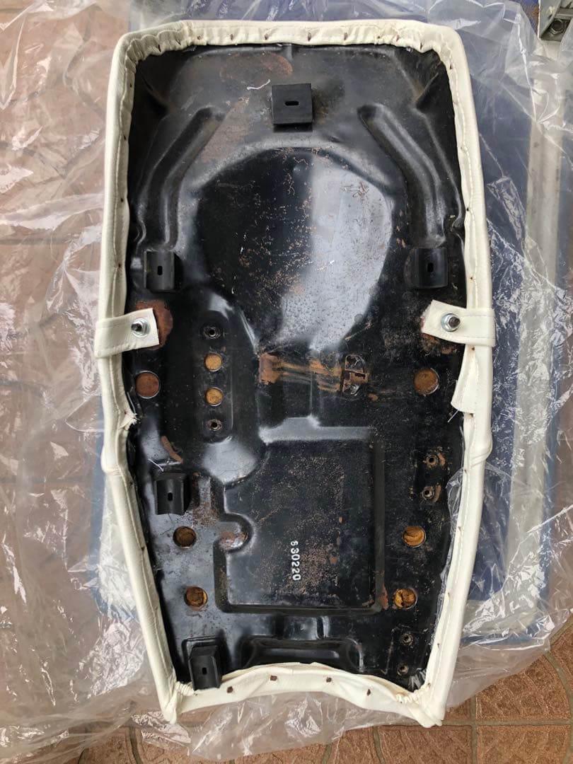z400fx 段シート　純正パターン　張り替え後未使用！