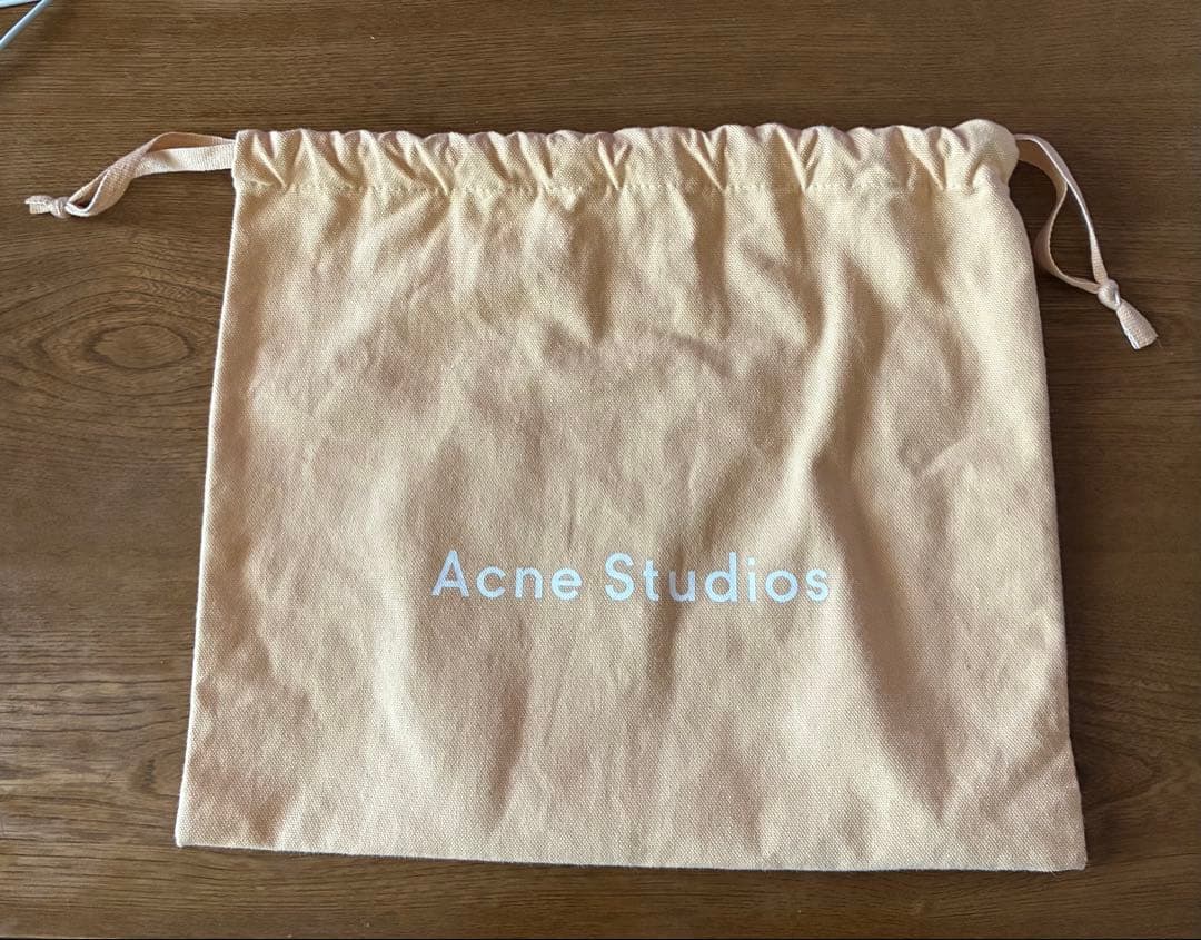 バッグ Acne Studios Musubi belt bag