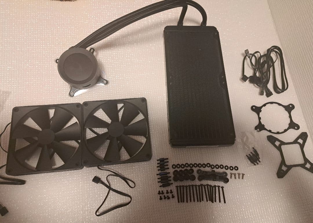 NZXT KRAKEN 240 水冷クーラー