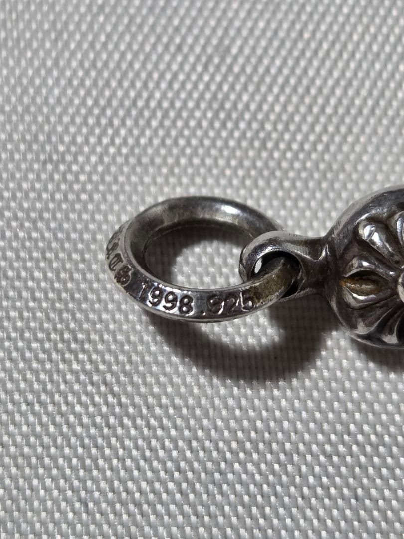 CHROME HEARTS　1ボールタイニーCH クロスチャーム