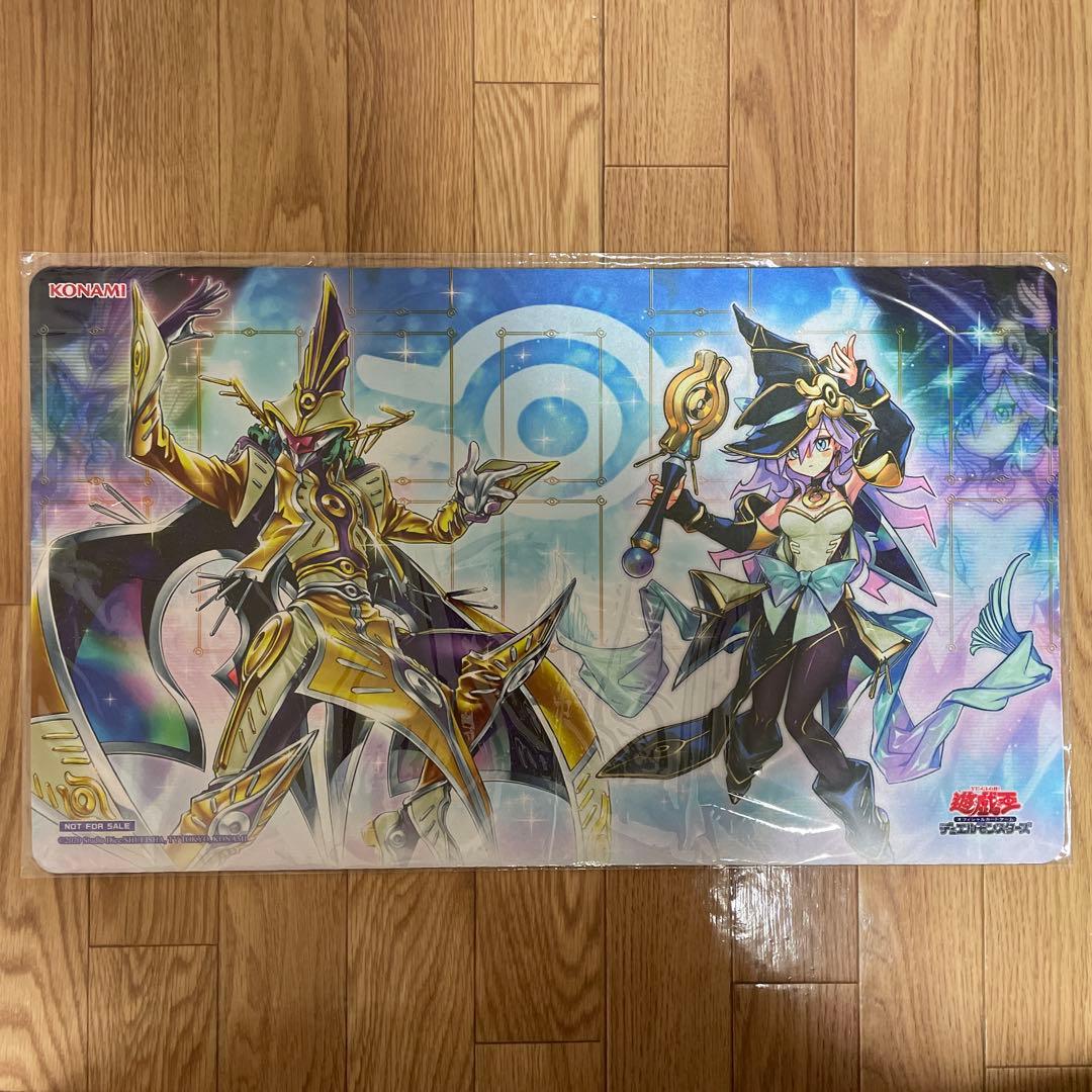 アジア版 遊戯王　幻惑の見習い魔術師　幻惑の魔術師　プレイマット 遊戯王の日