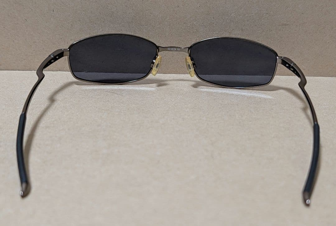 サングラス　OAKLEY　KICKSTAND4.0