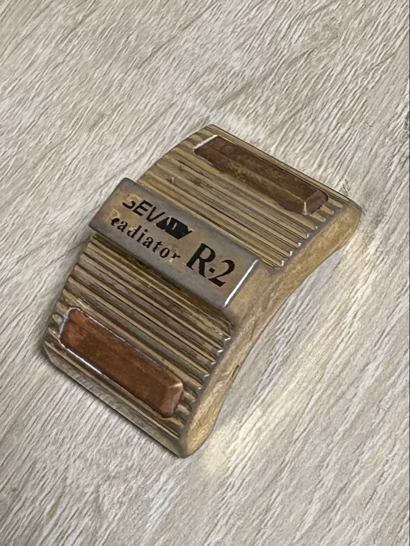 SEV ラジエター　R2