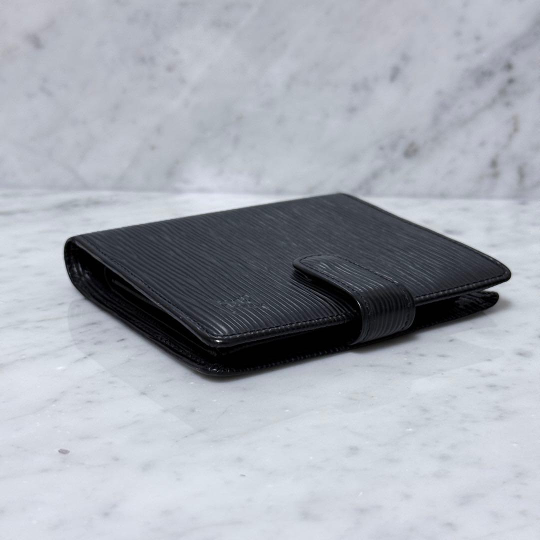 LOUIS VUITTON ルイヴィトン エピ 二つ折り財布 ブラック 黒