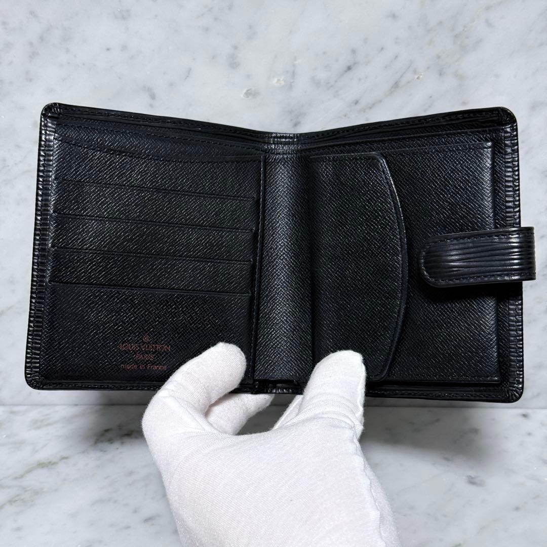 LOUIS VUITTON ルイヴィトン エピ 二つ折り財布 ブラック 黒