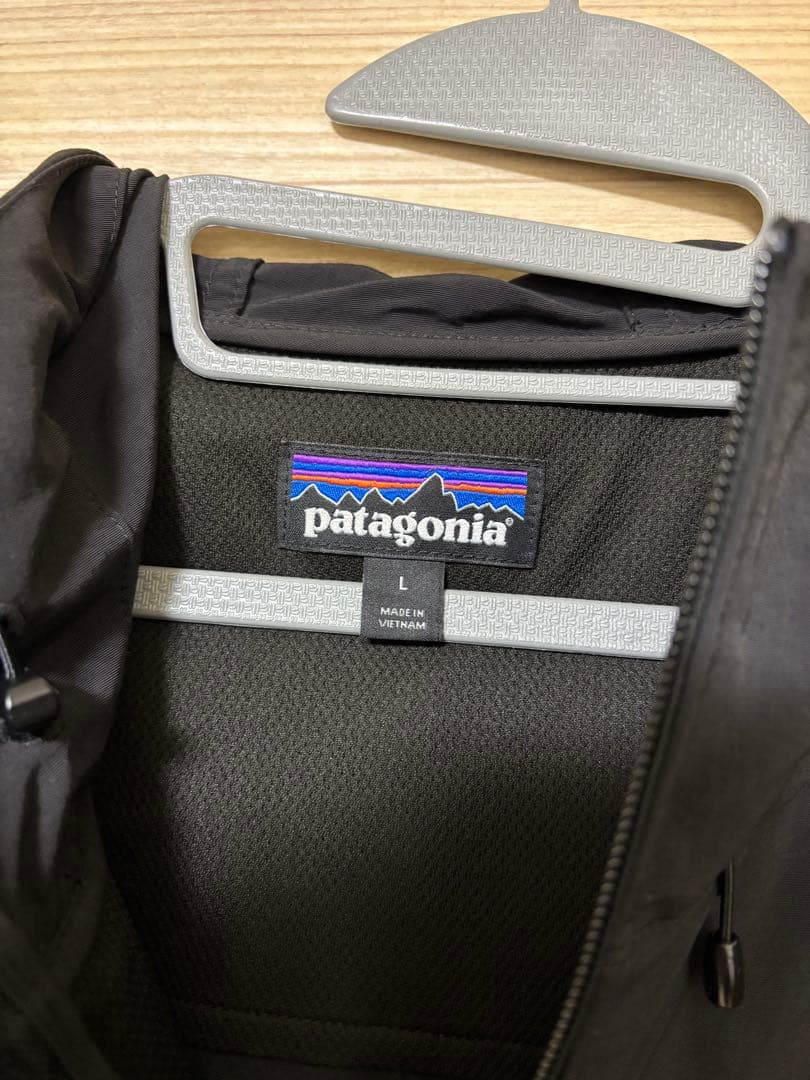 patagonia、テズロンジャケット、ブラック