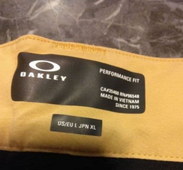 新品 OAKLEY スノーボード スキー パンツ XL 10k防水