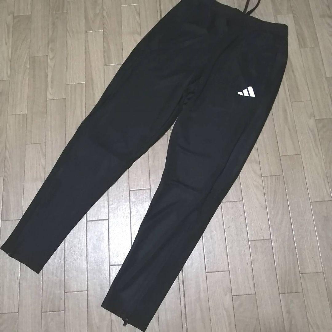 【上下セット】写真1枚目（Мサイズ）と12枚目（Lサイズ）新品　adidas