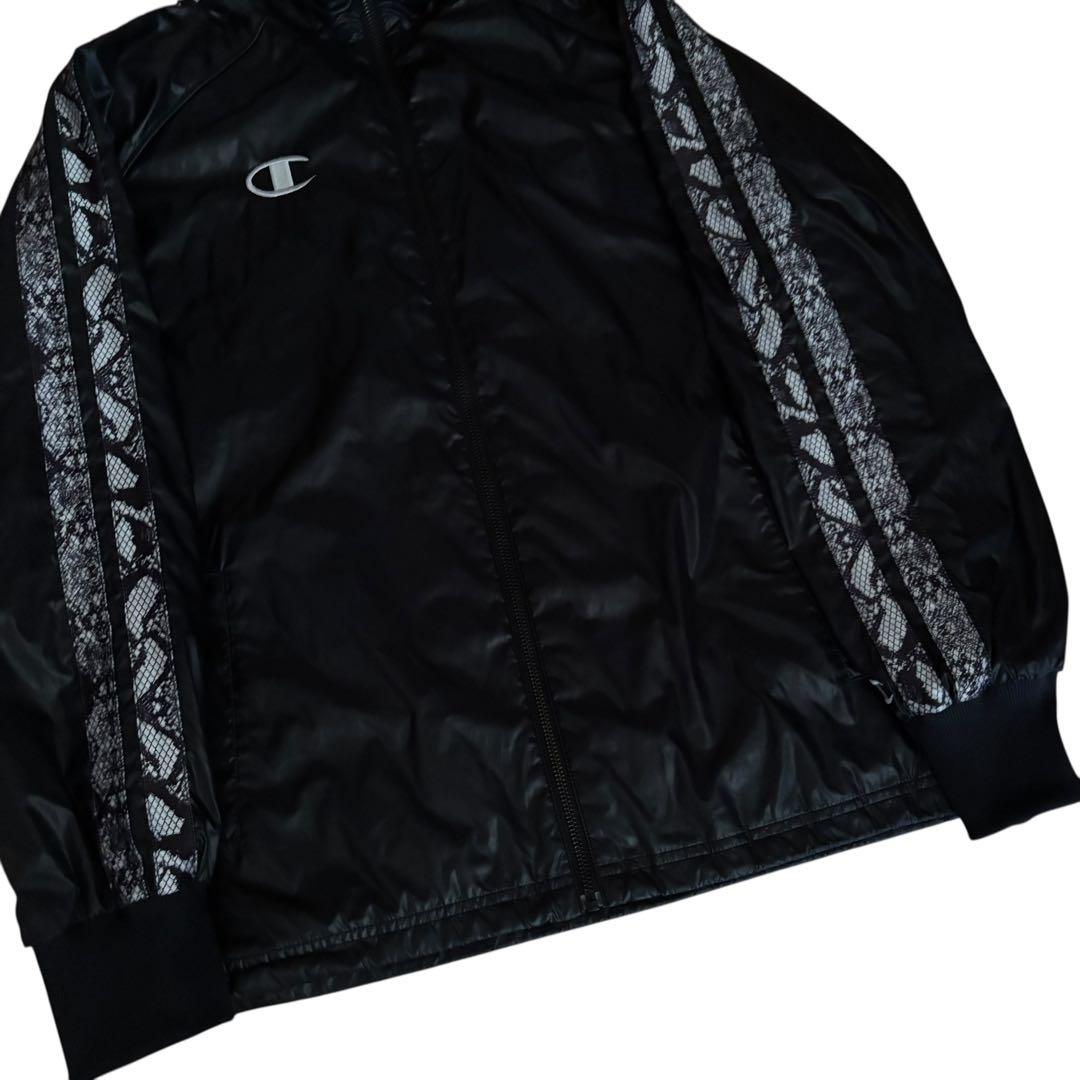 Champion ナイロンセットアップ　H007
