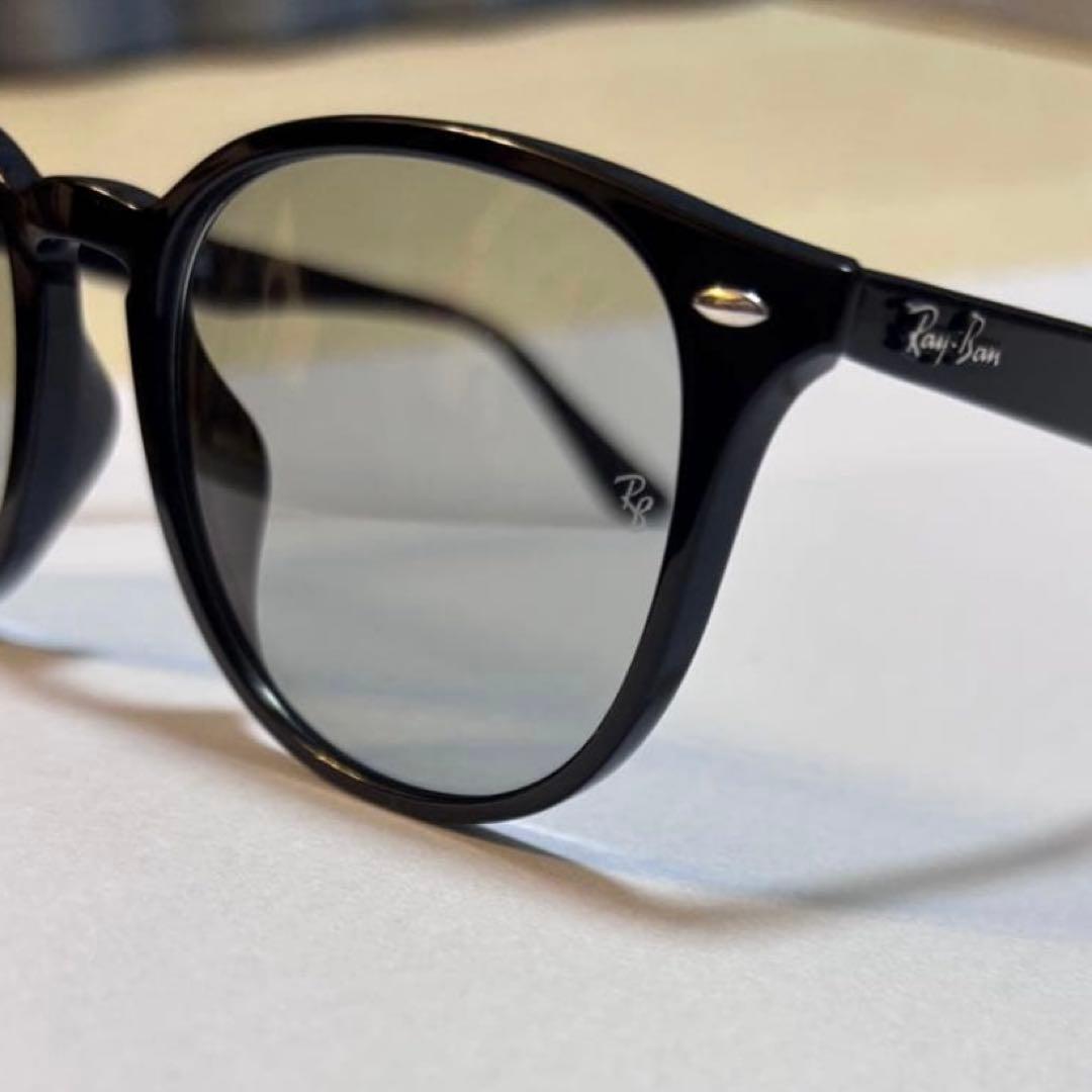 大人気モデル⭐︎ RayBan レイバン RB4258F ライトグレー