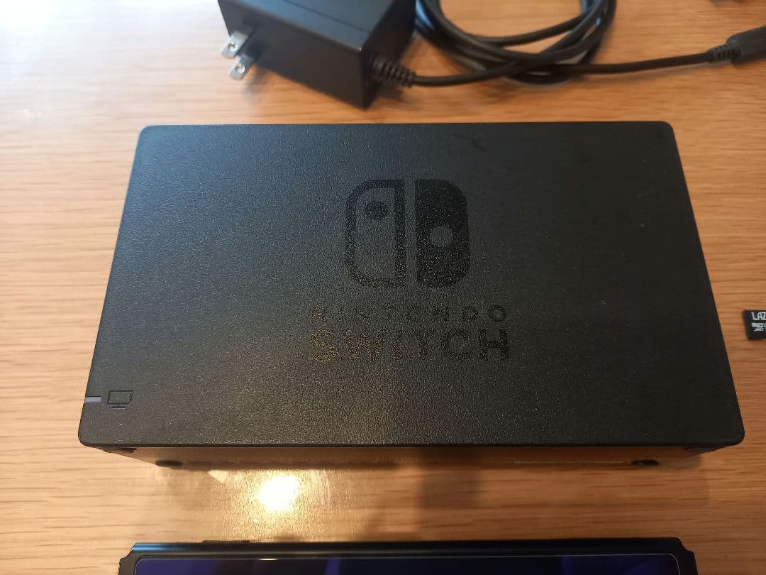 訳あり　Nintendo Switch 本体 青/赤 Joy-Con 付属品付き