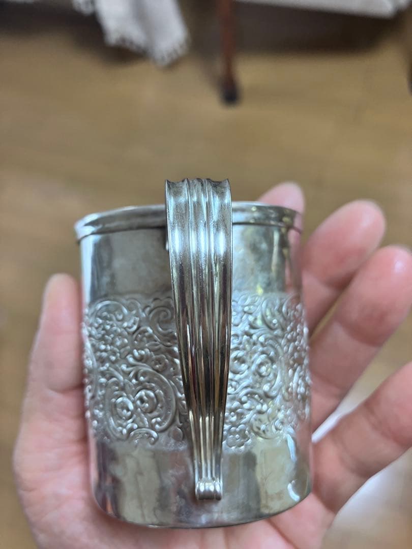 シルバー製カップ