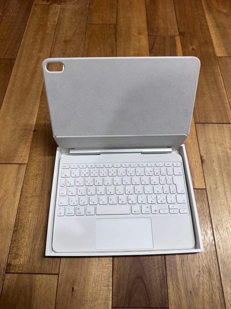 iPad air11インチ用 Magic Keyboad 現行品