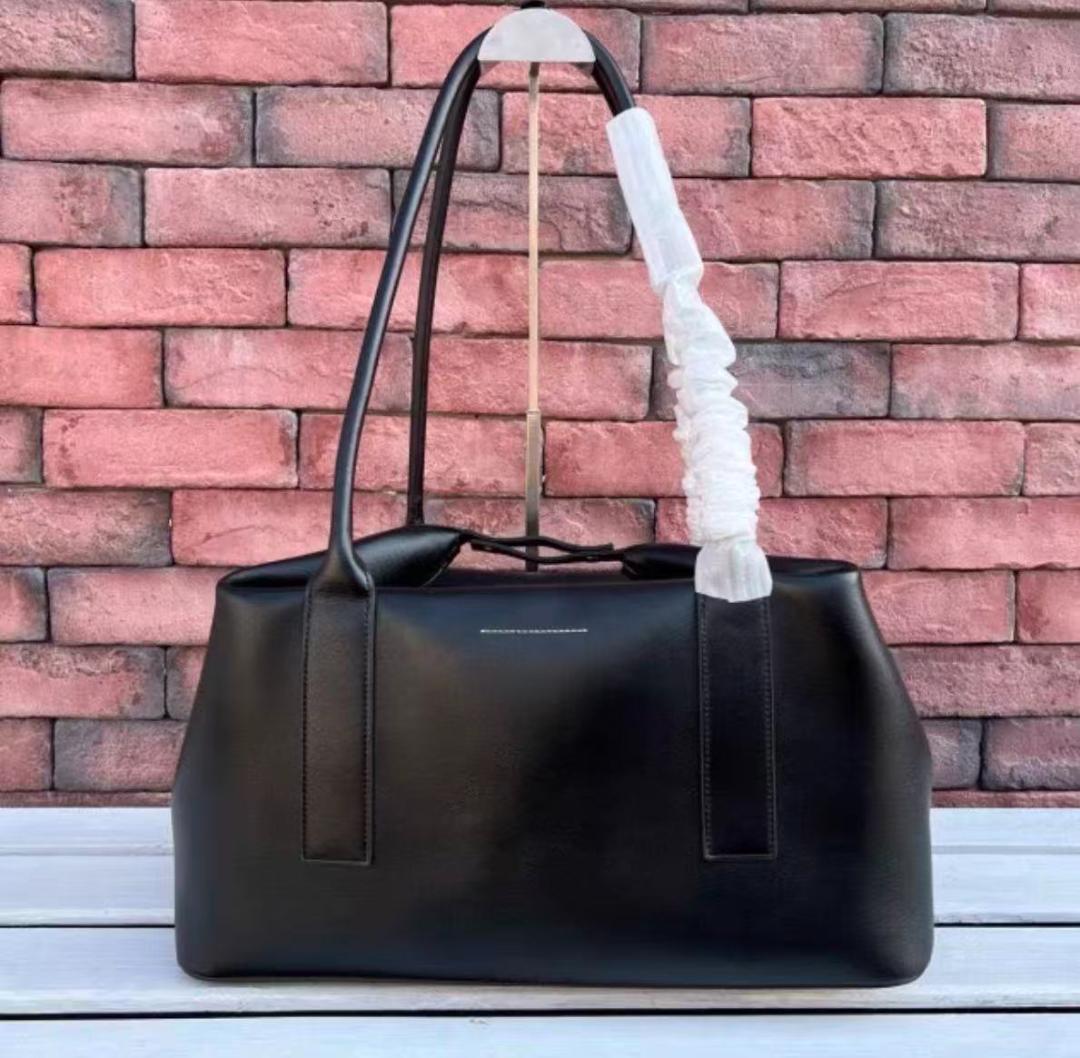 MM6 Maison Margielaブラックレザートートバッグ