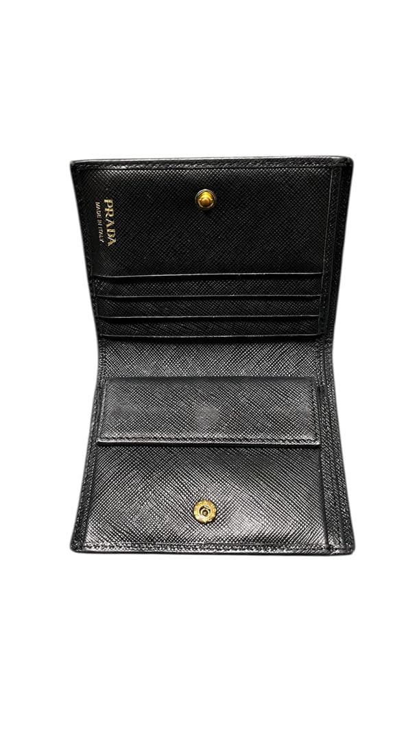 【PRADA】ブラックレザー 二つ折り財布