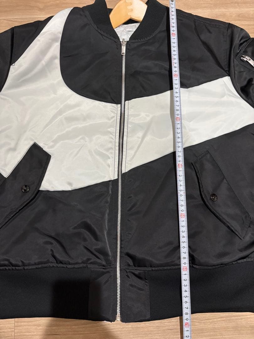 NIKE SWOOSH REVERSIBLE BOMBER ボンバージャケット