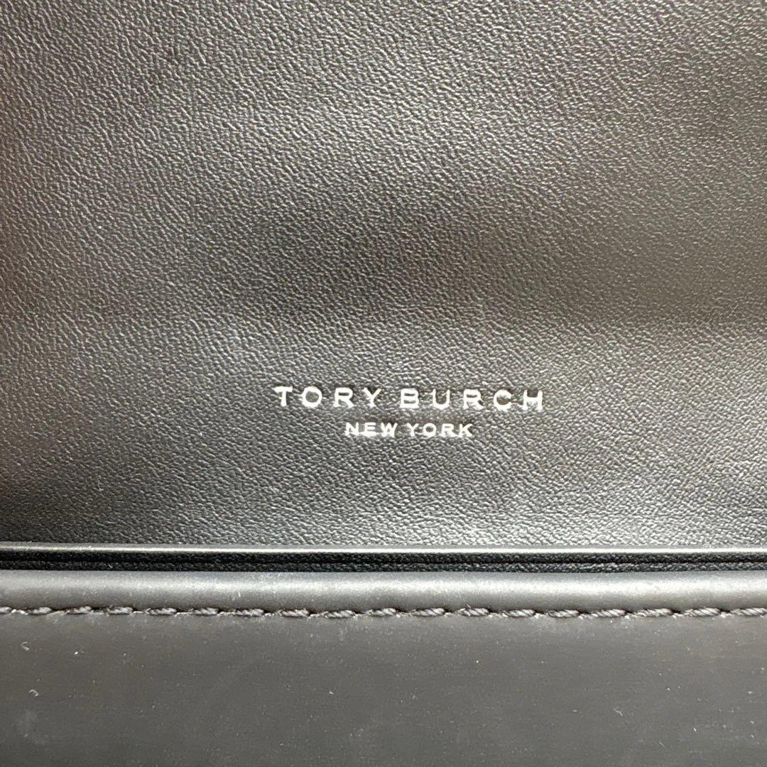 （最終値下げ）Tory Burch ブラック名刺入れ キルティング　カードケース