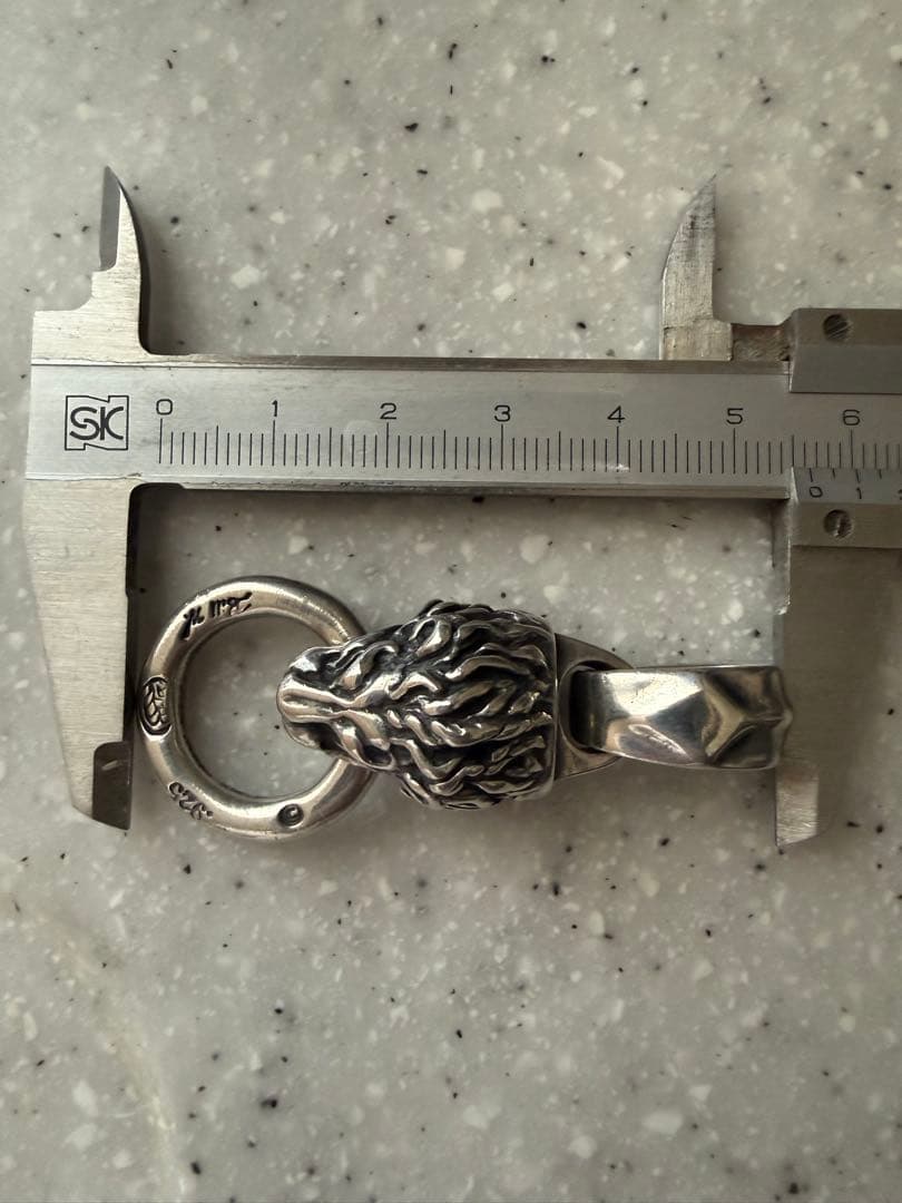 ビルウォールレザー　ラージライオンヘッドトップ