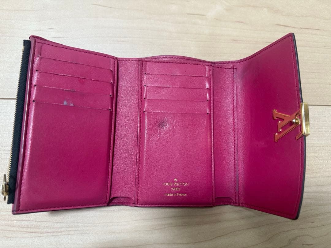 ルイヴィトン　ポルトフォイユ・カプシーヌ コンパクト　財布