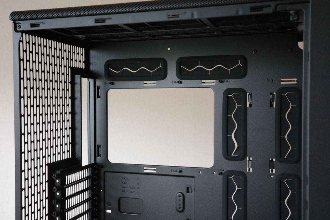 PCケース(自作PC用) Fractal Design North XL