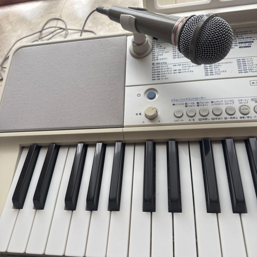 CASIO LK-515キーボード・電子ピアノ