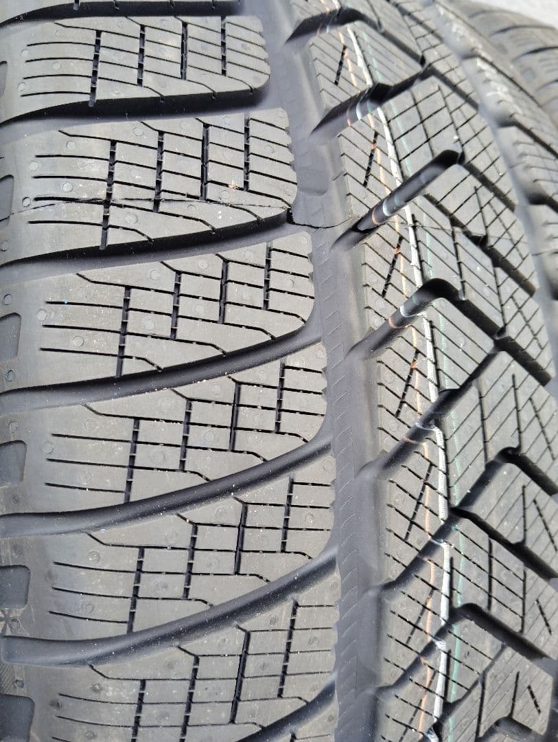 クリピレリSCORPION 235/55R19 255/50R19②